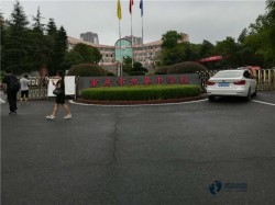 俄勒岡松舞臺運(yùn)動木地板哪些牌子好